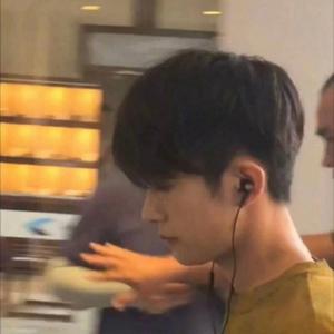 日韩AV中文无码综合另类
